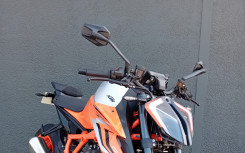 KTM 1290 SUPER DUKE R