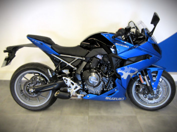 SUZUKI GSX-8R (A2)