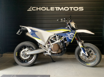 HUSQVARNA 701 SUPERMOTO "GARANTIE 6 MOIS"