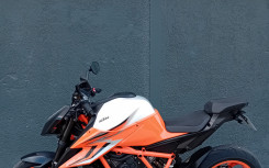 KTM 1290 SUPER DUKE R EVO