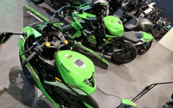 KAWASAKI ZX4RR PACK PERF