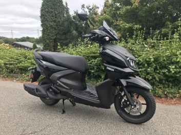 YAMAHA RayZR 125
