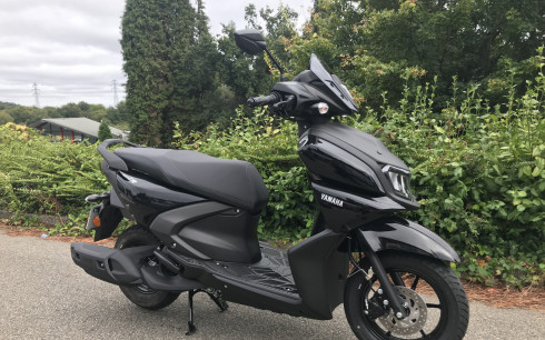 YAMAHA RayZR 125