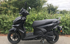YAMAHA RayZR 125