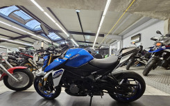 SUZUKI GSX S 1000 DEMO BIKE 1068KMS SEULEMENT !