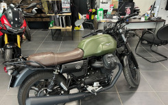 MOTO GUZZI V7 STONE