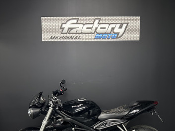 TRIUMPH STREET TRIPLE 660 S