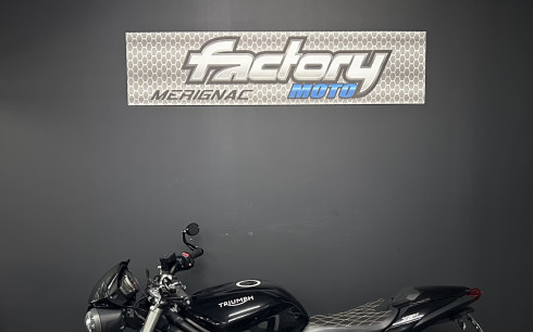 TRIUMPH STREET TRIPLE 660 S