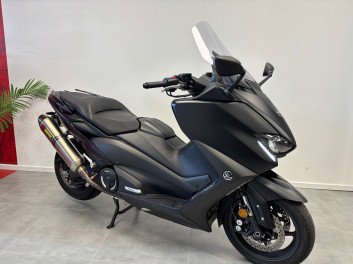 YAMAHA T-MAX 560