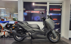 YAMAHA XMAX 300 2025 TECH KAMO | 300KMS | 89€/MOIS