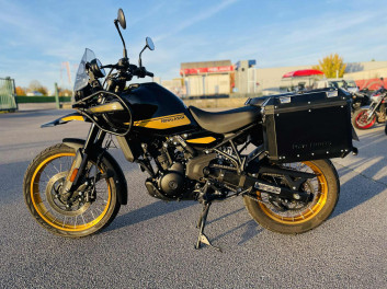 ROYAL ENFIELD HIMALAYAN 452 TUBLESS