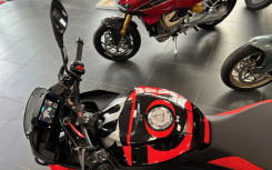 APRILIA TUONO 1100 V4 FACTORY