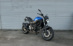SUZUKI SV 650 A2 2EME MAIN 