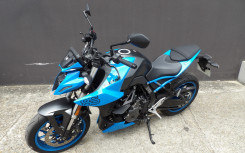 SUZUKI GSX-8S A2