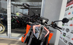 KTM 1290 SUPER DUKE R
