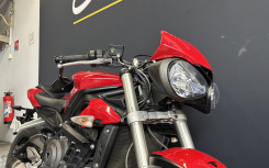 TRIUMPH STREET TRIPLE 660 S BRIDABLE A2 REVISEE & GARANTIE 12 MOIS ! 