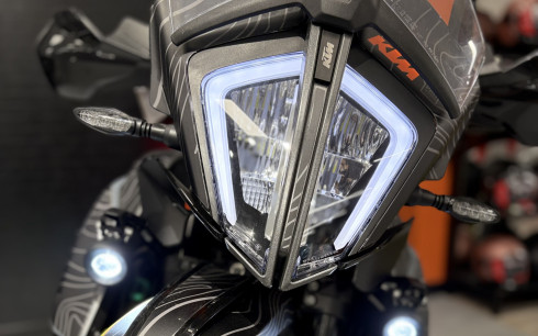 KTM 890 ADVENTURE