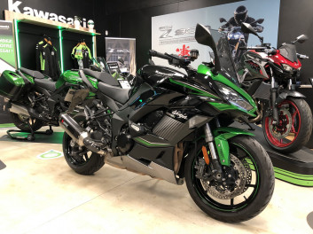 KAWASAKI NINJA 1000 SX PERFORMANCE