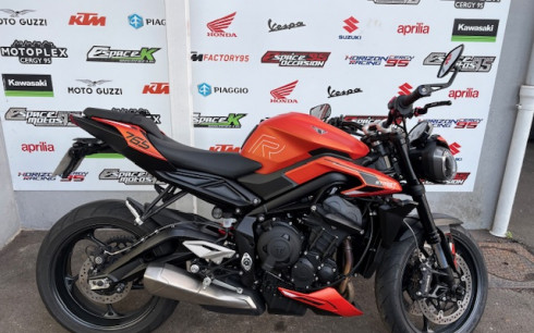 TRIUMPH STREET TRIPLE R 765 A2