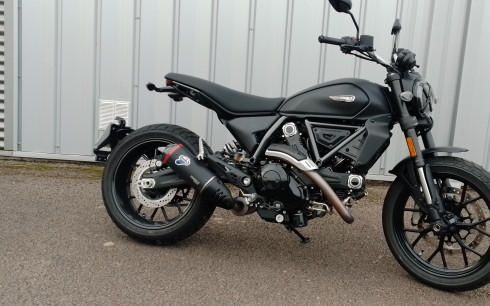 DUCATI SCRAMBLER 800 ICON DARK
