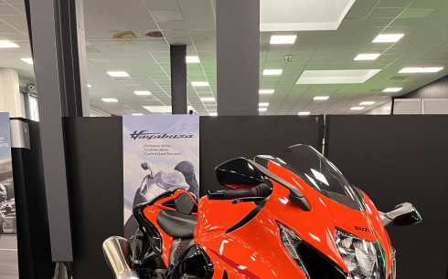 SUZUKI GSX-R 1340 HAYABUSA