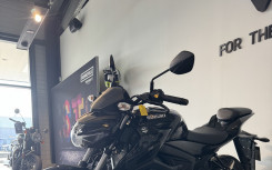 SUZUKI gsx-s 125 pour 95€/ mois sans apport chez Triumph Agen