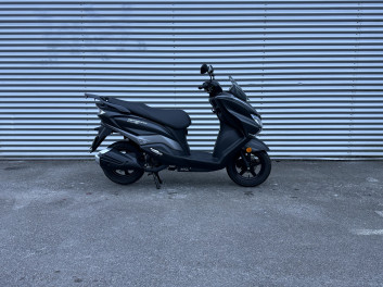 SUZUKI BURGMAN 125 EX 1ERE MAIN 