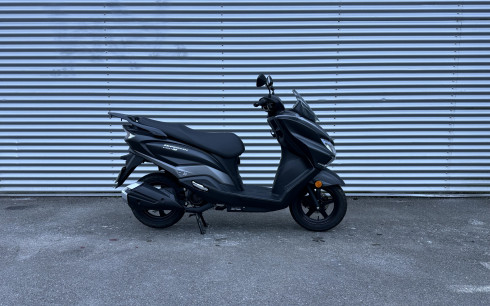 SUZUKI BURGMAN 125 EX 1ERE MAIN 