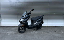 SUZUKI BURGMAN 125 EX 1ERE MAIN 