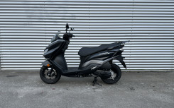 SUZUKI BURGMAN 125 EX 1ERE MAIN 