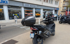 KYMCO AK 550