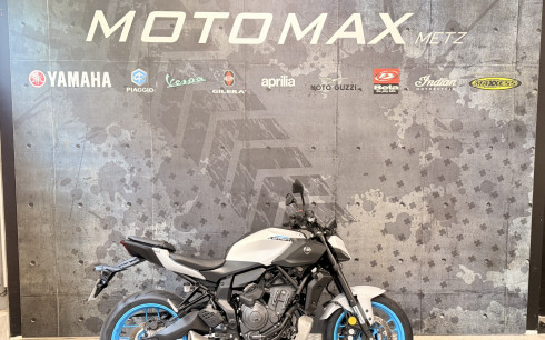 YAMAHA MT-07 Y-AMT 35kw 900kms