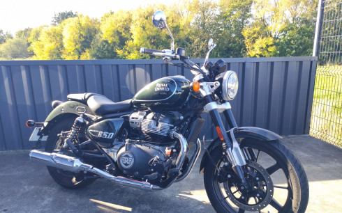 ROYAL ENFIELD SUPER METEOR 650