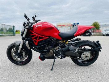 DUCATI MONSTER 1200