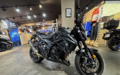 SUZUKI GSX-S 750