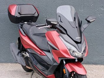 HONDA NSS FORZA 125 TOP BOX