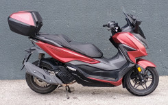 HONDA NSS FORZA 125 TOP BOX