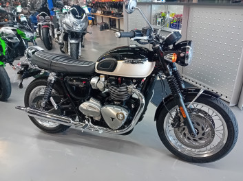 TRIUMPH BONNEVILLE T120 1200