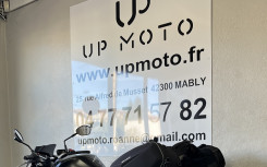 SUZUKI GSR 750 AVEC REVISION DES 24000 KM FAITE