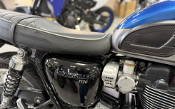 TRIUMPH BONNEVILLE T120 1200