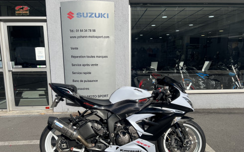 KAWASAKI ZX-6R 636