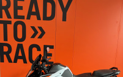 KTM 890 DUKE R