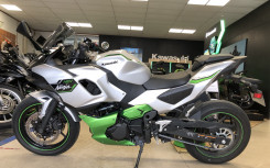 KAWASAKI Ninja 7 Hybrid