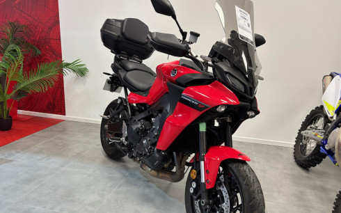 YAMAHA TRACER 900